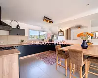 Maison, 250 m²