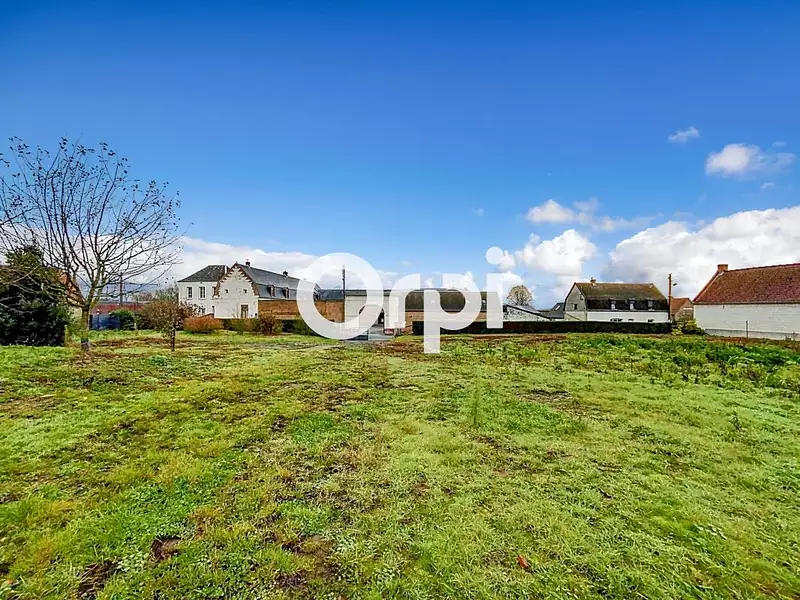 Terrain, 2 083 m²