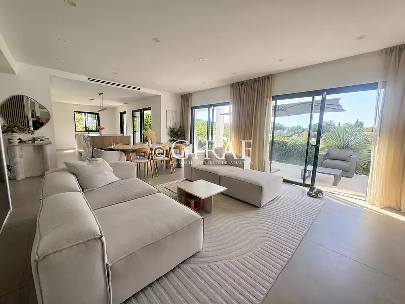 Maison, 140 m²