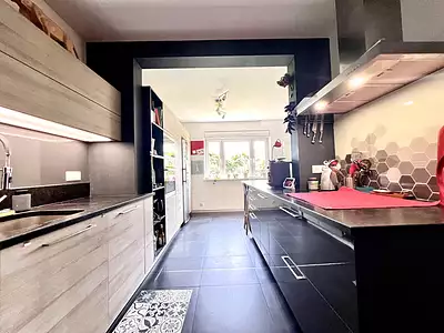 Maison, 204 m²