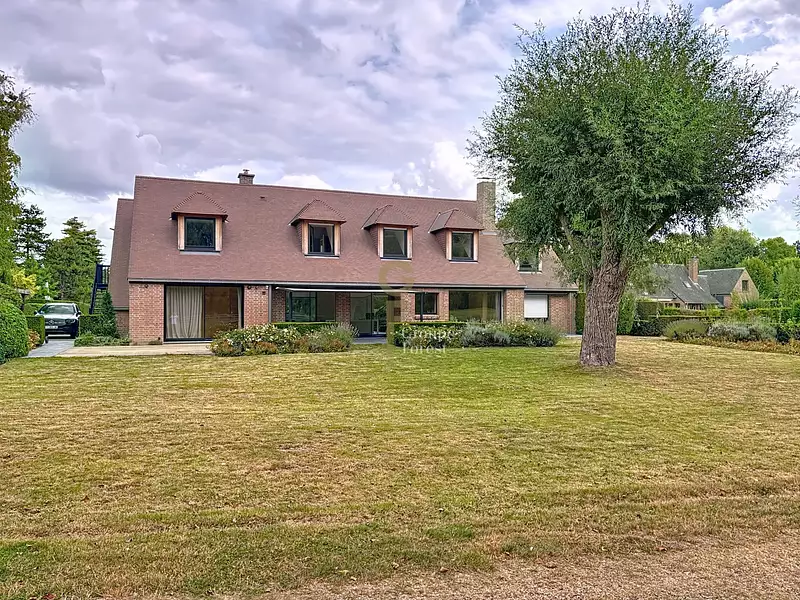 Maison, 248 m²