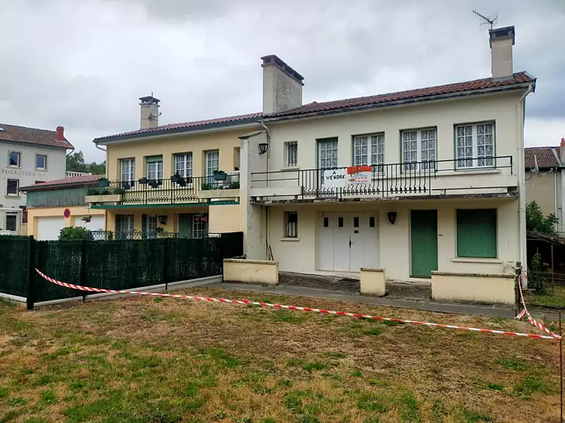 Maison, 230 m²
