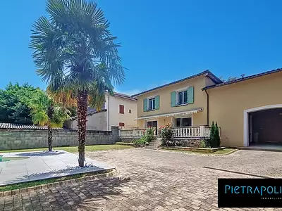 Maison, 190 m²