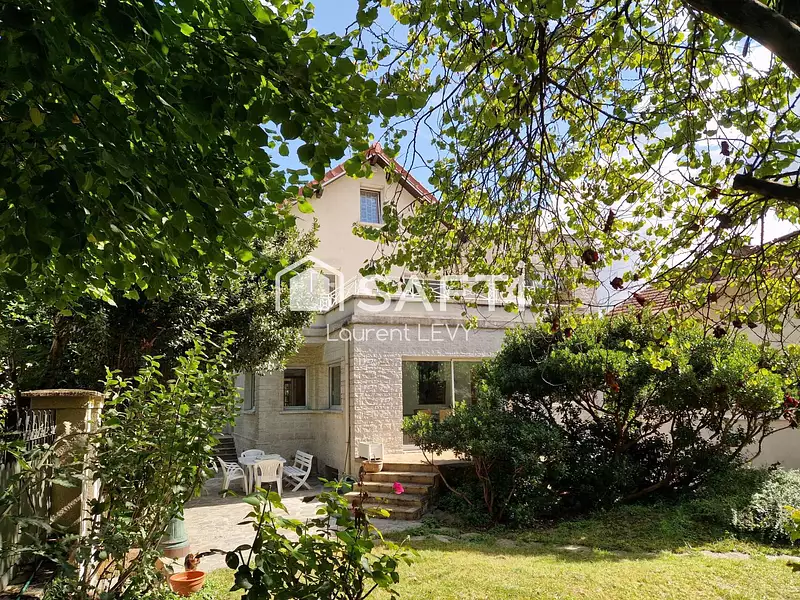 Maison, 143 m²