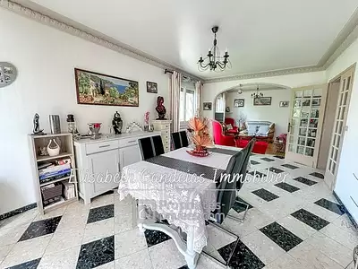 Maison, 145 m²