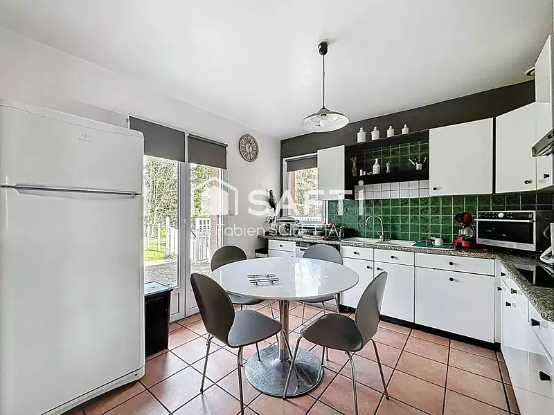 Maison, 96 m²