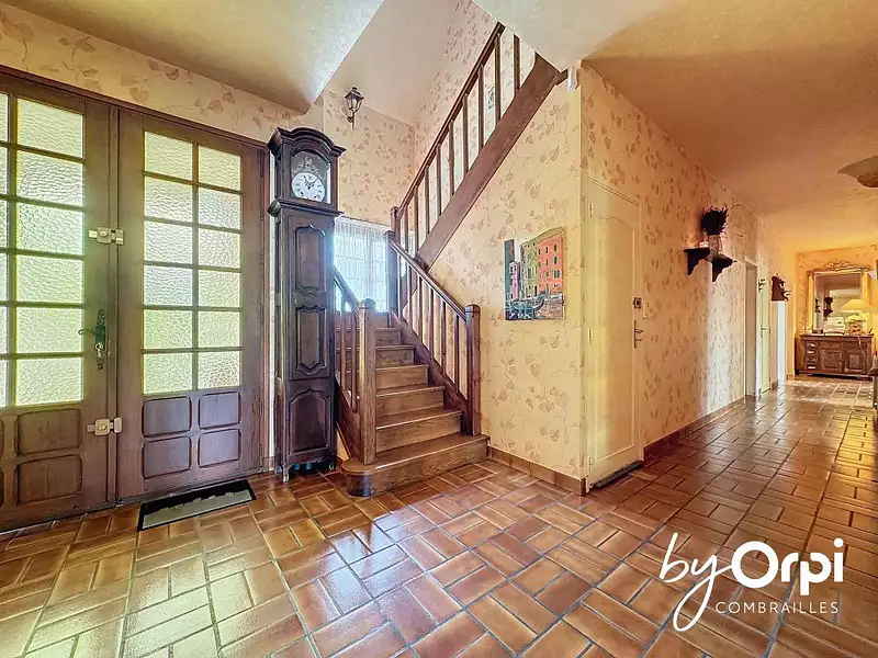Maison, 319 m²