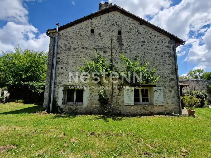 Maison, 282,3 m²
