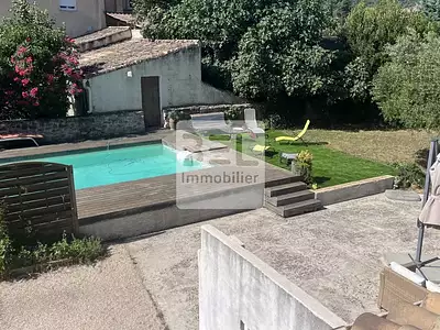 Maison, 198 m²