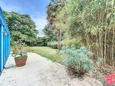 Maison, 225 m²
