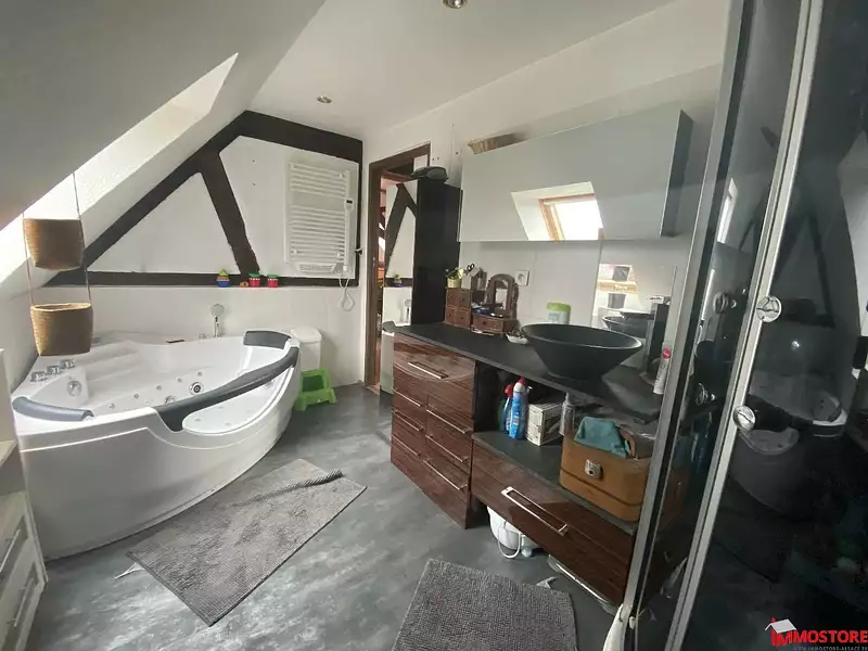 Maison, 370 m²