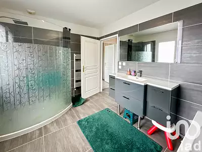 Maison, 165 m²