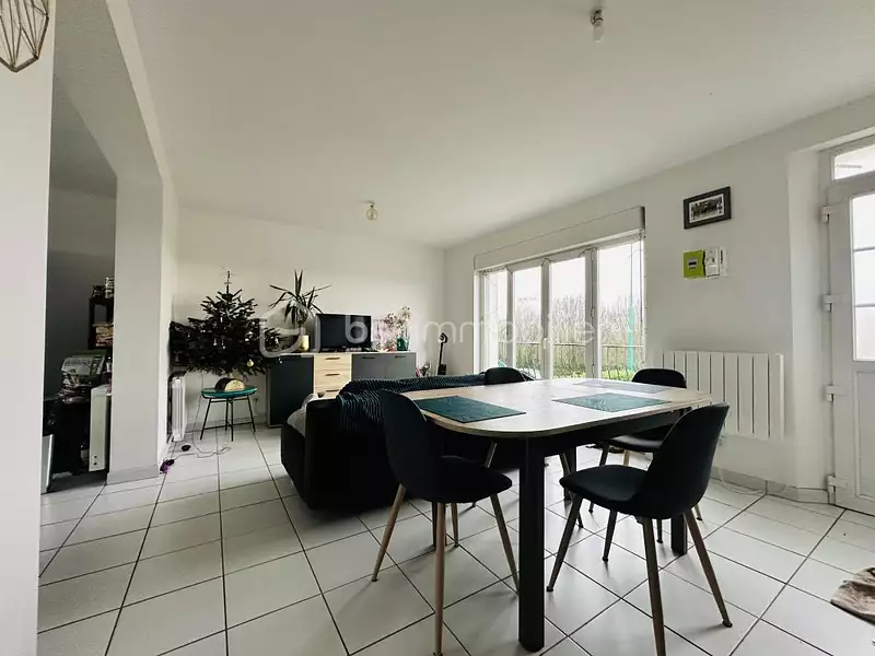 Immeuble, 153 m²