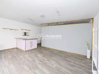 Divers, 40 m²