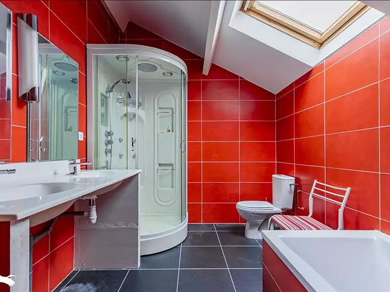 Maison, 270 m²