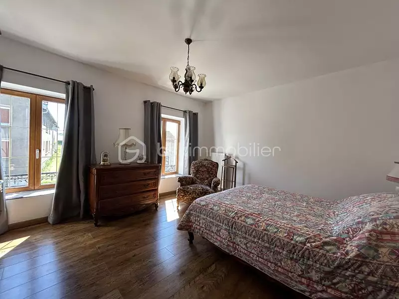 Maison, 270 m²