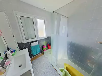 Maison, 93 m²