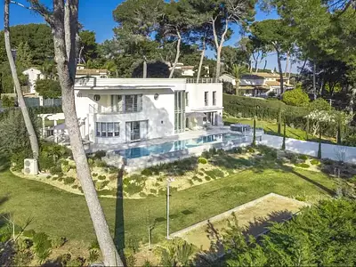 Maison, 550 m²