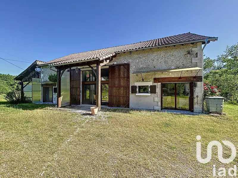 Maison, 375 m²