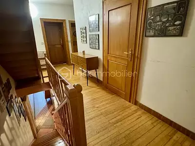 Maison, 260 m²