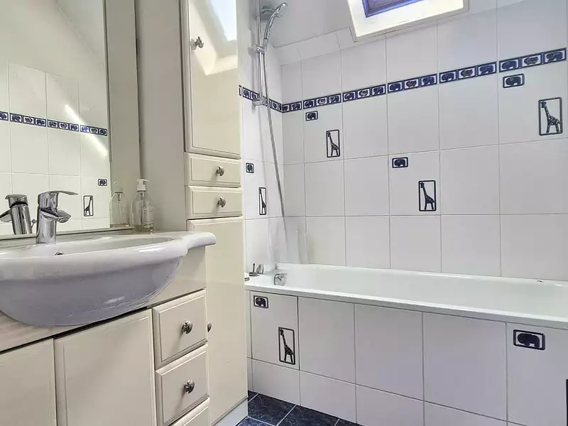 Maison, 163 m²