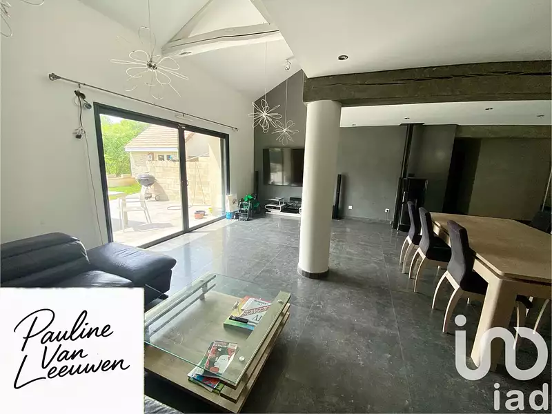 Maison, 215 m²