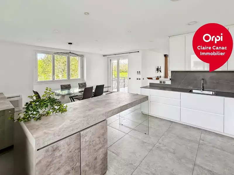 Maison, 105 m²