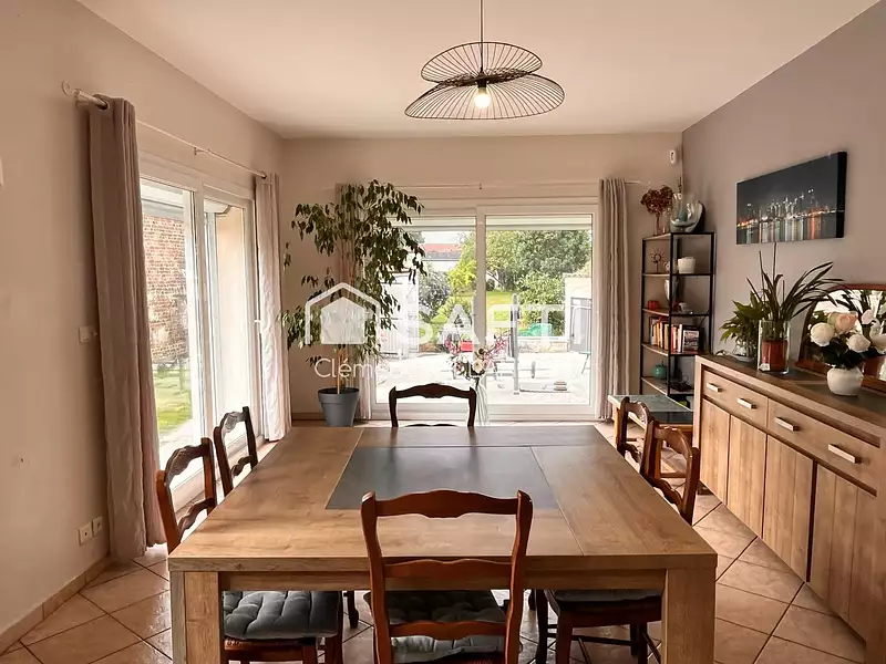 Maison, 183 m²
