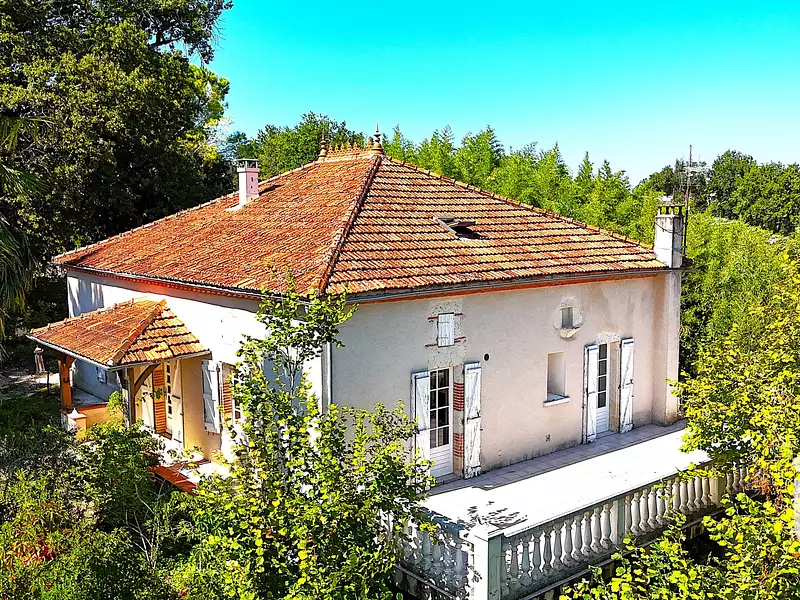 Maison, 168 m²