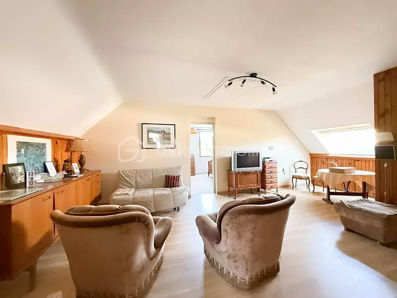 Maison, 180 m²