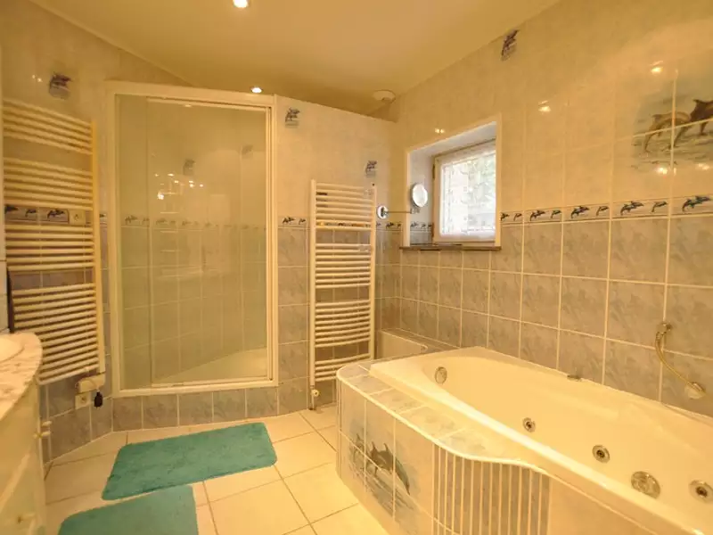 Maison, 190 m²