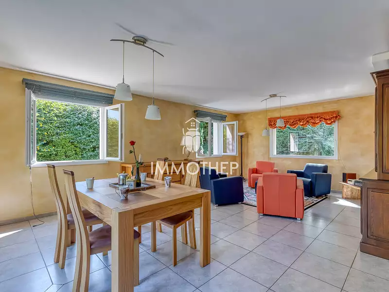 Maison, 146 m²