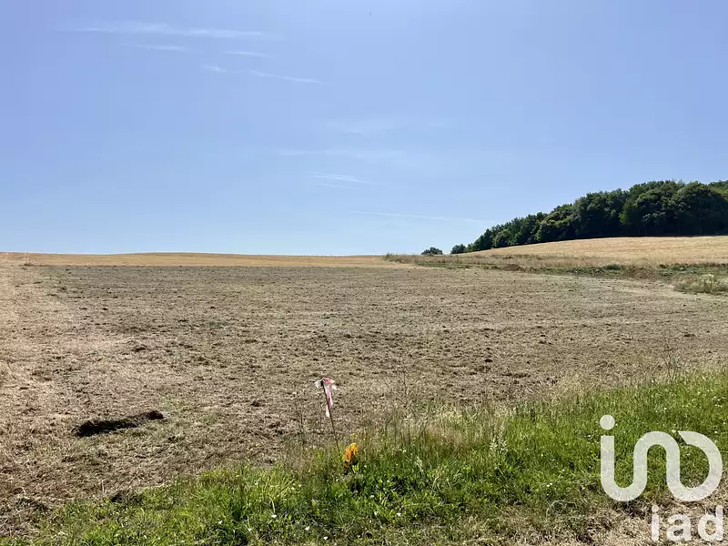 Terrain, 2 210 m²