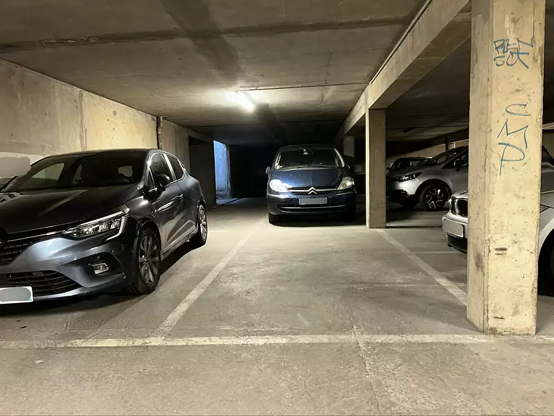 Parking, 11 m²