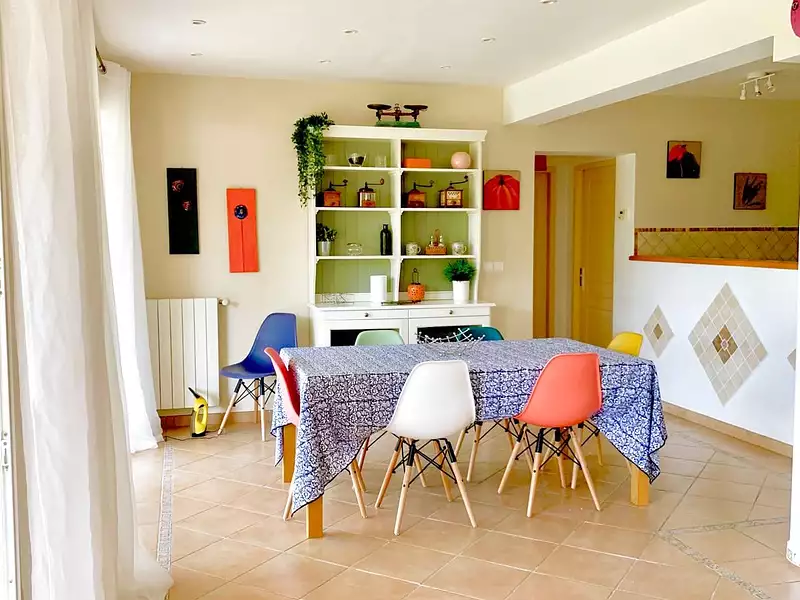 Maison, 230 m²