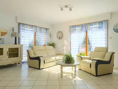 Maison, 248 m²