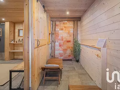 Maison, 377 m²