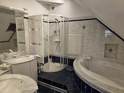 Maison, 250 m²