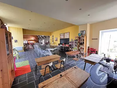 Maison, 582,62 m²