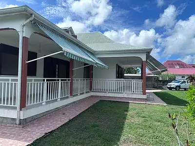 Maison, 236 m²