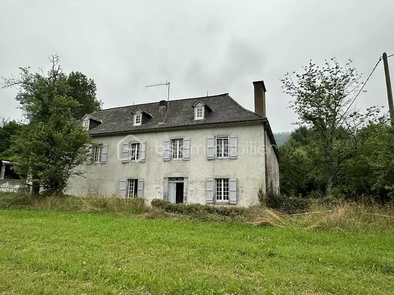 Maison, 230 m²