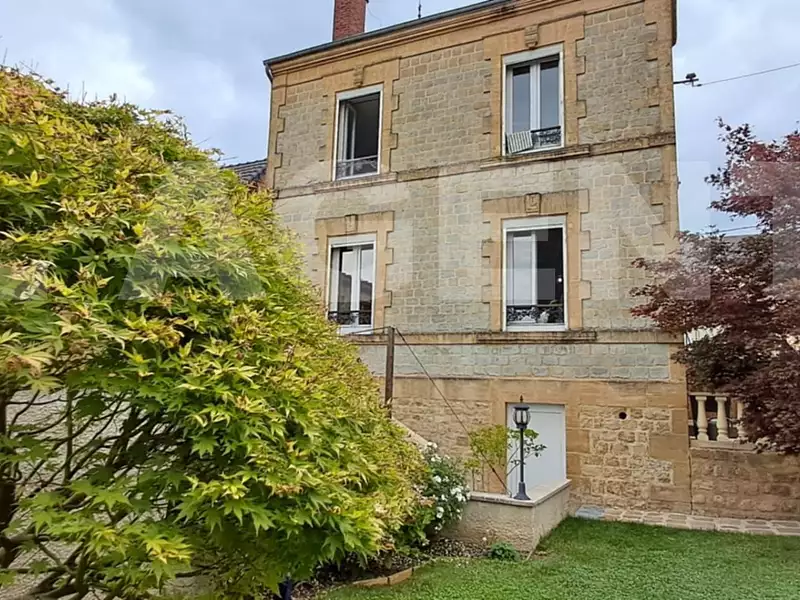 Maison, 140 m²