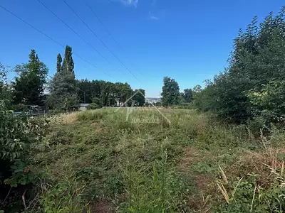 Terrain, 1 438 m²