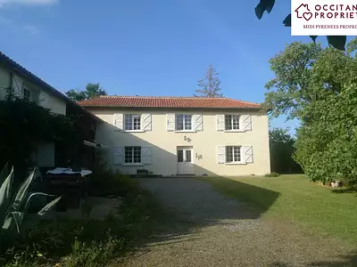 Maison, 240 m²