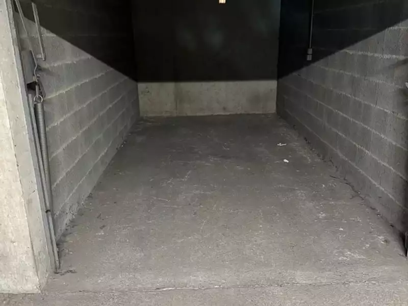 Parking, 14 m²