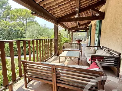 Maison, 165 m²