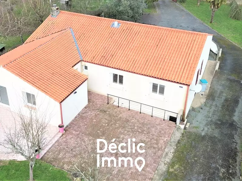 Maison, 157 m²