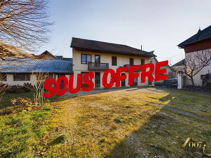 Maison, 243 m²