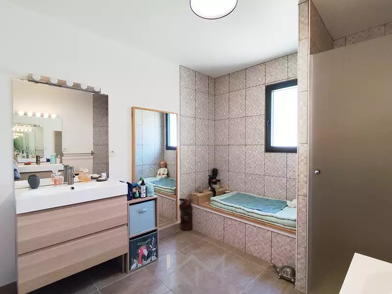 Maison, 138 m²