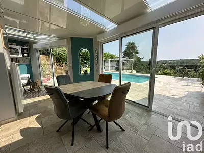 Maison, 211 m²